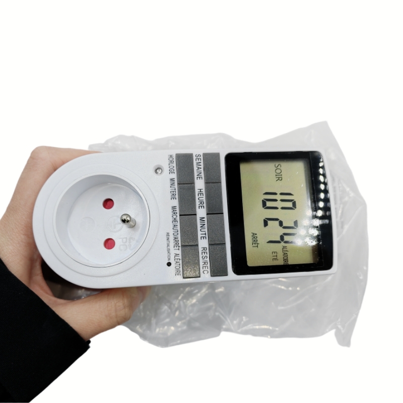 Timer Dual Outlet - ปลั๊กตั้งเวลาแบบตั้งโปรแกรมได้ 7 วัน, รองรับแรงดันไฟฟ้าคู่ 110V-230V พร้อมปลั๊กแบบ